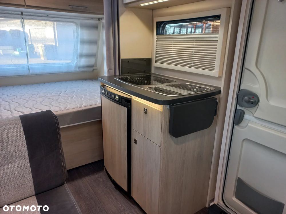 Sterckeman 390 CP Starlett Comfort, Markiza, Bagażnik na rowery - 15