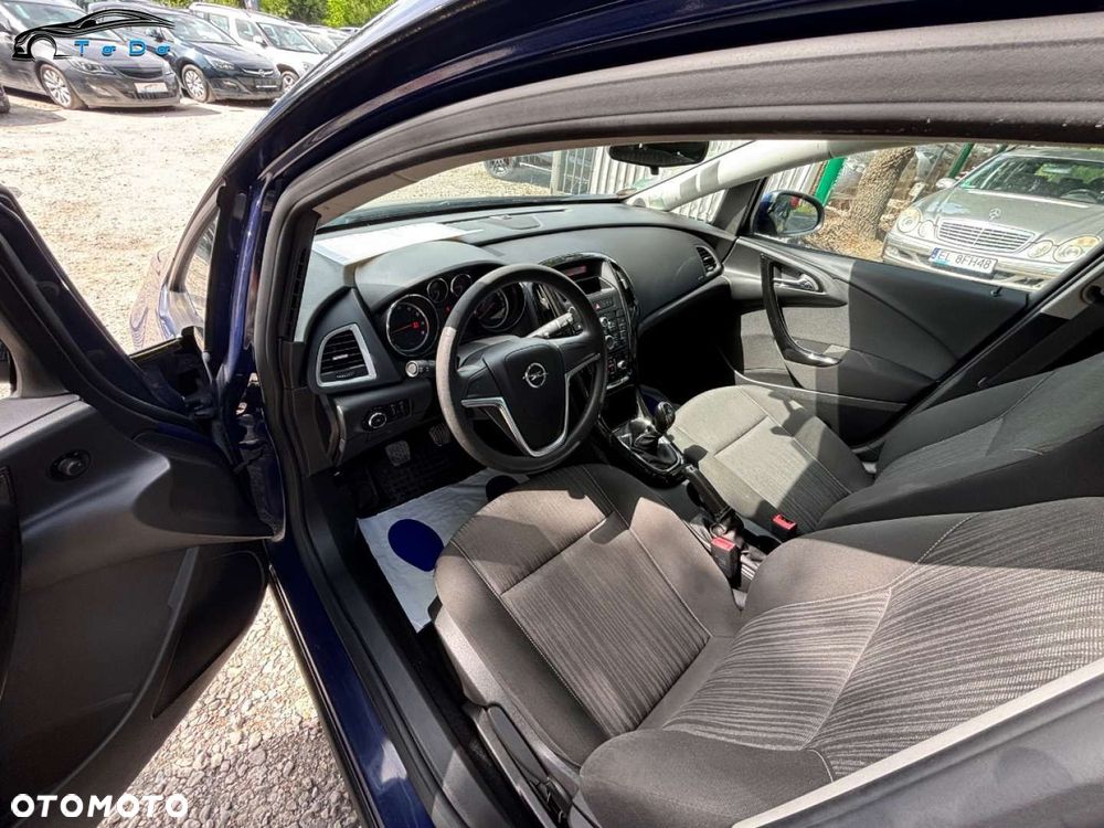 Opel Astra 1.4 T Cosmo S&S EU6 - 11