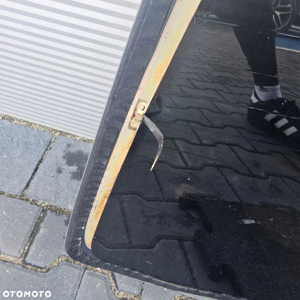 VW T5 T5 LIFT szyba klapy tył bez wycieraczki AS2 2014 - 4