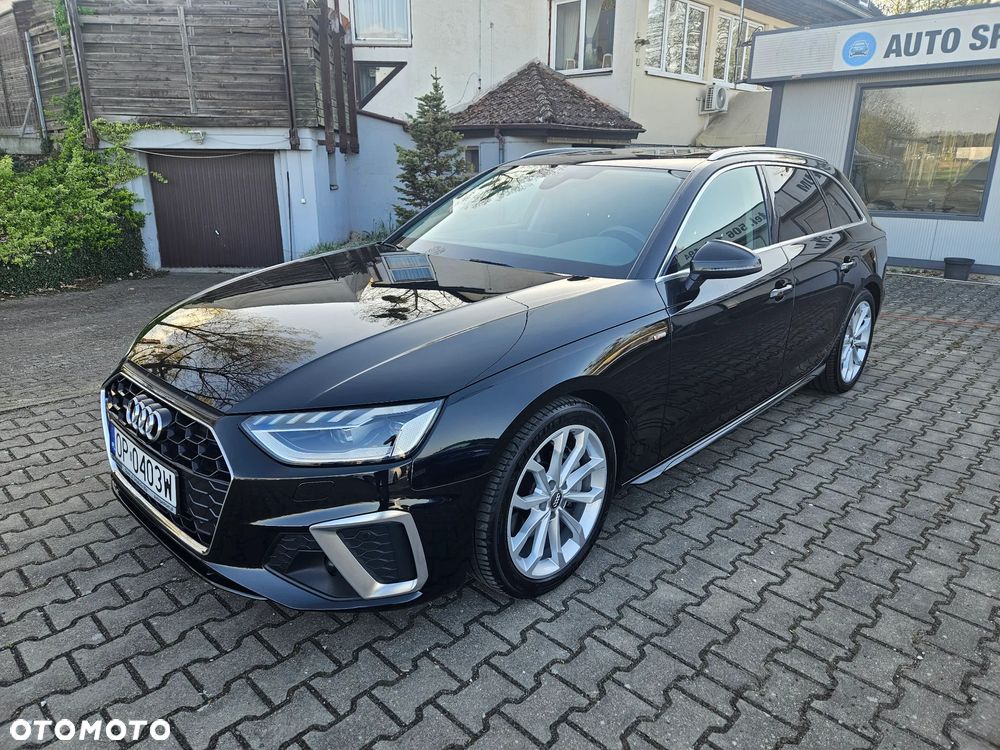 Audi A4 Avant 40 TFSI S tronic - 1
