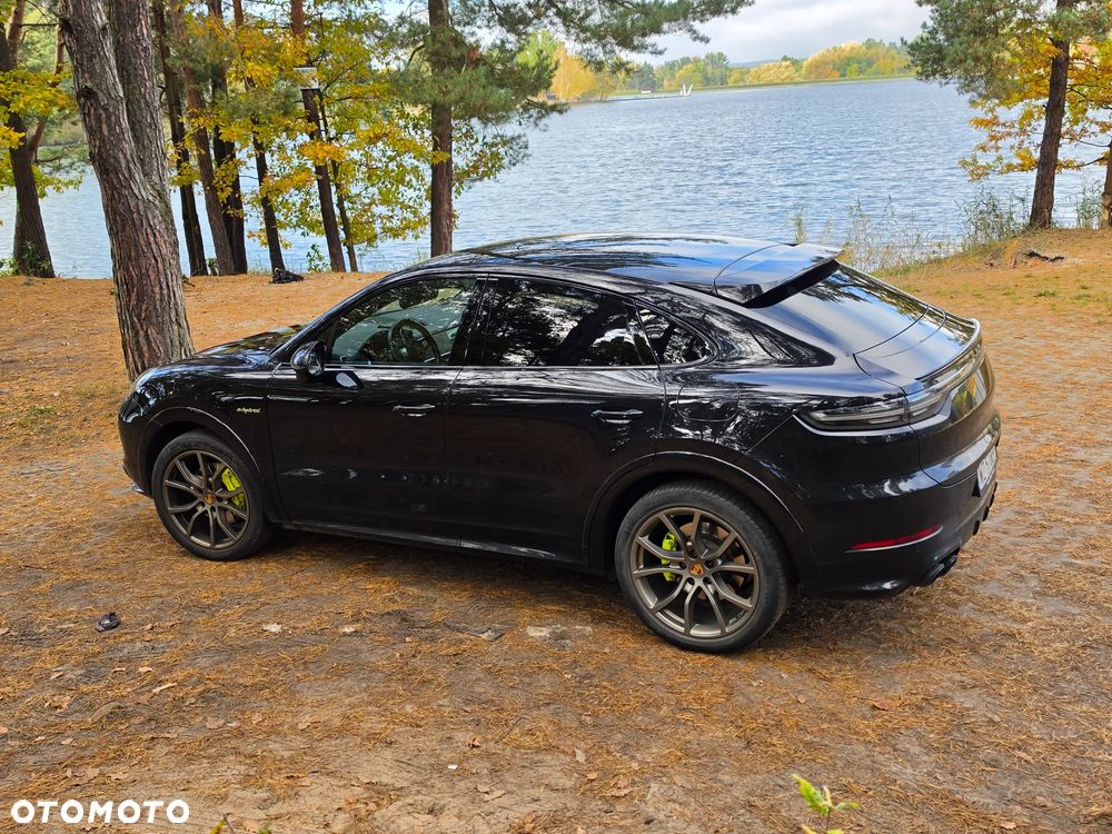 Porsche Cayenne E-Hybrid - 2