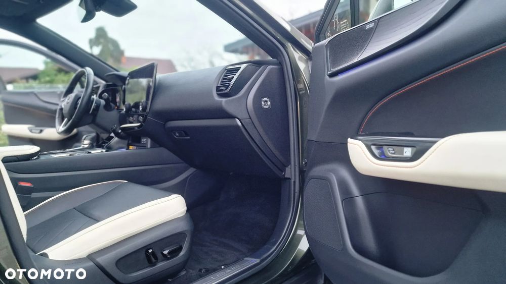 Lexus NX 350h Omotenashi AWD - 24