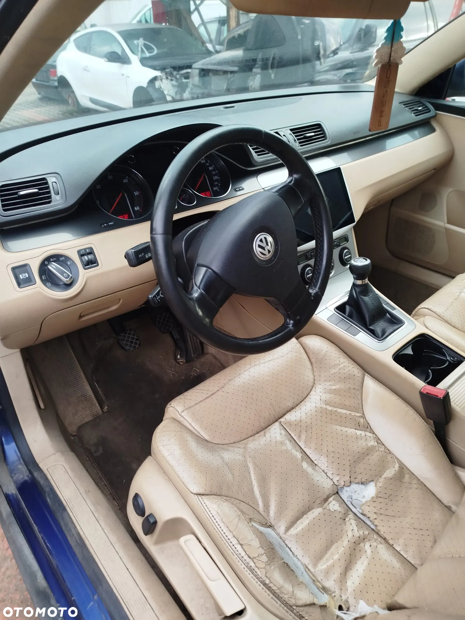 Volkswagen Passat B6  na części - 6