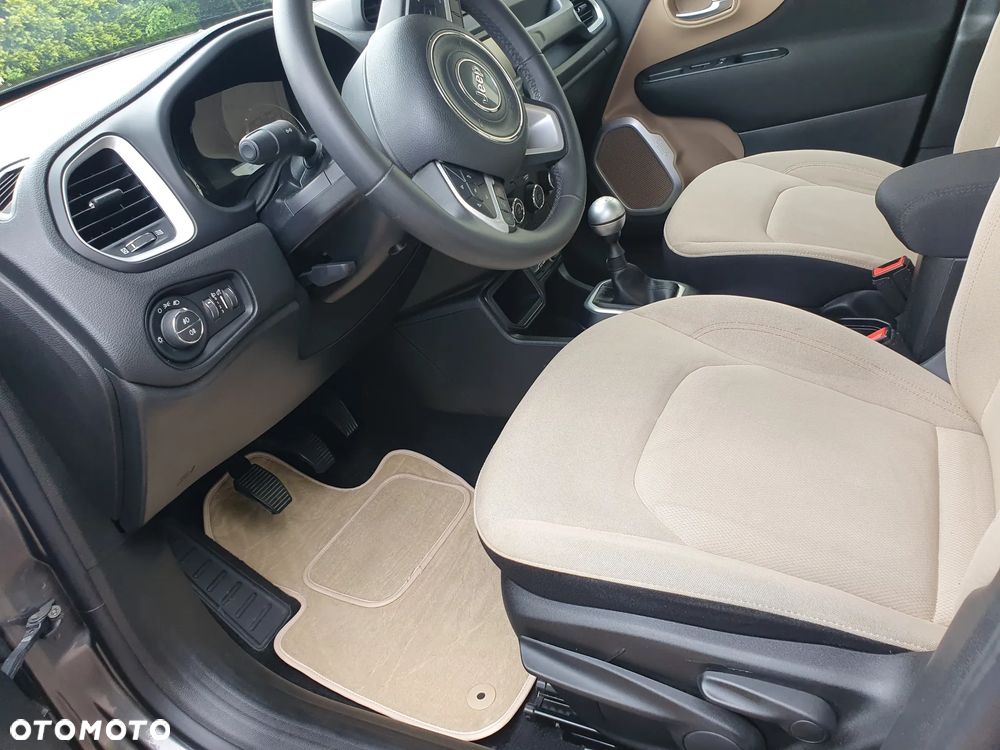 Jeep Renegade 1.6 E-TorQ Longitude FWD - 9