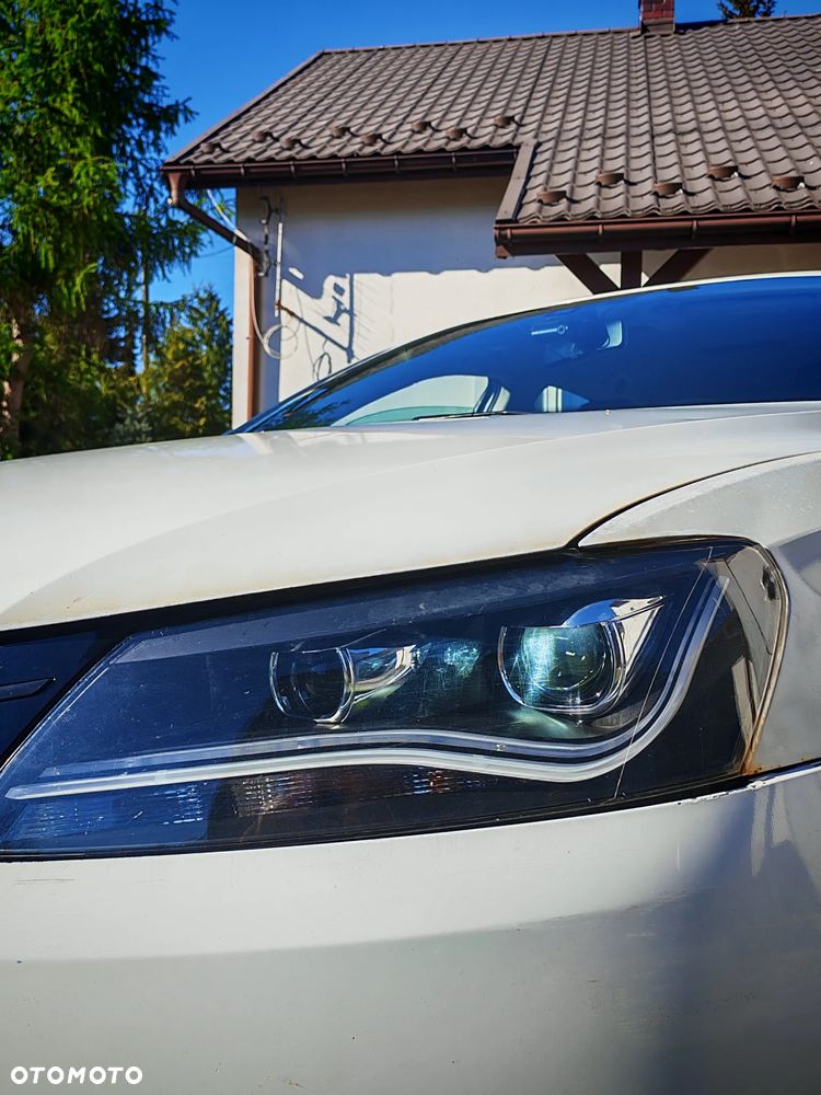 Volkswagen Passat - 7