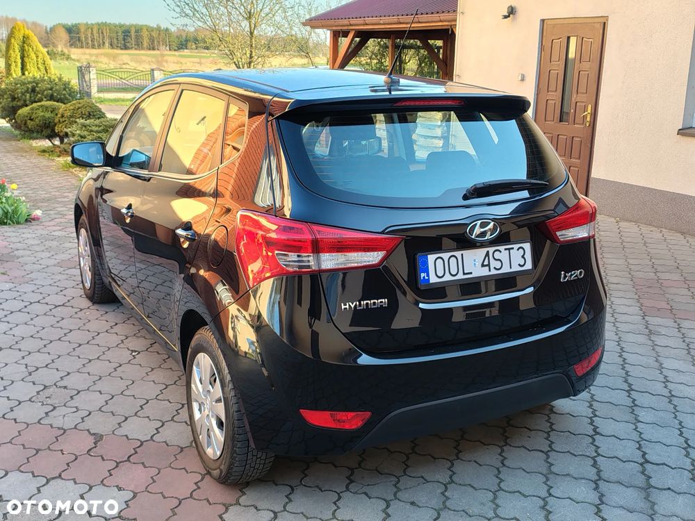 Hyundai ix20 1.4 blue Comfort - 32