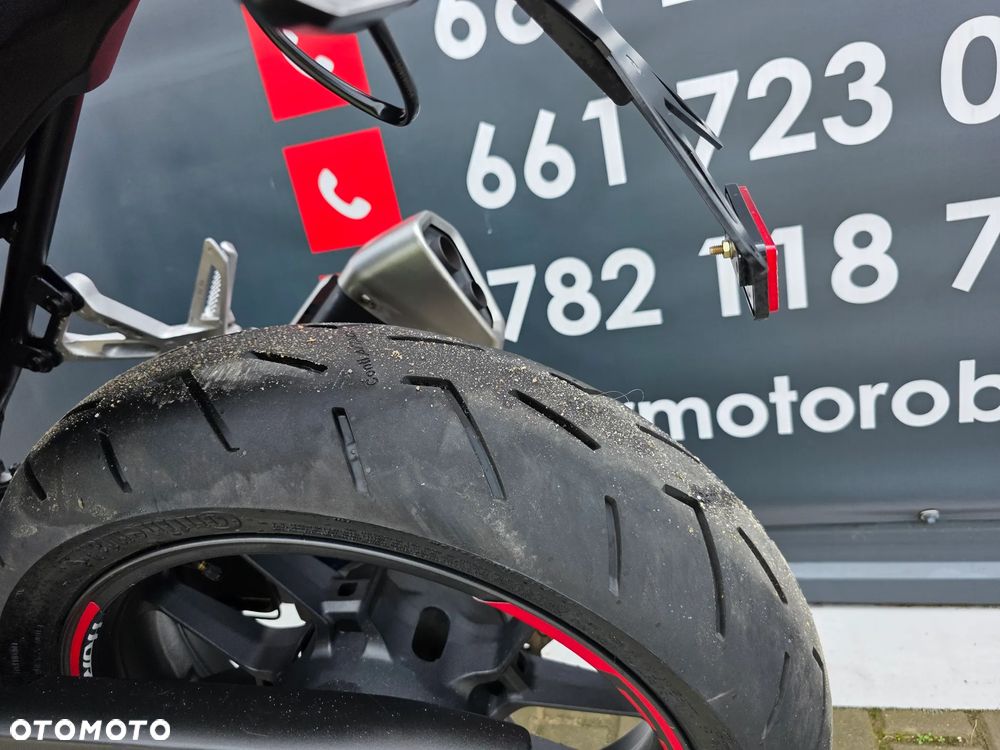 Honda Hornet - 8