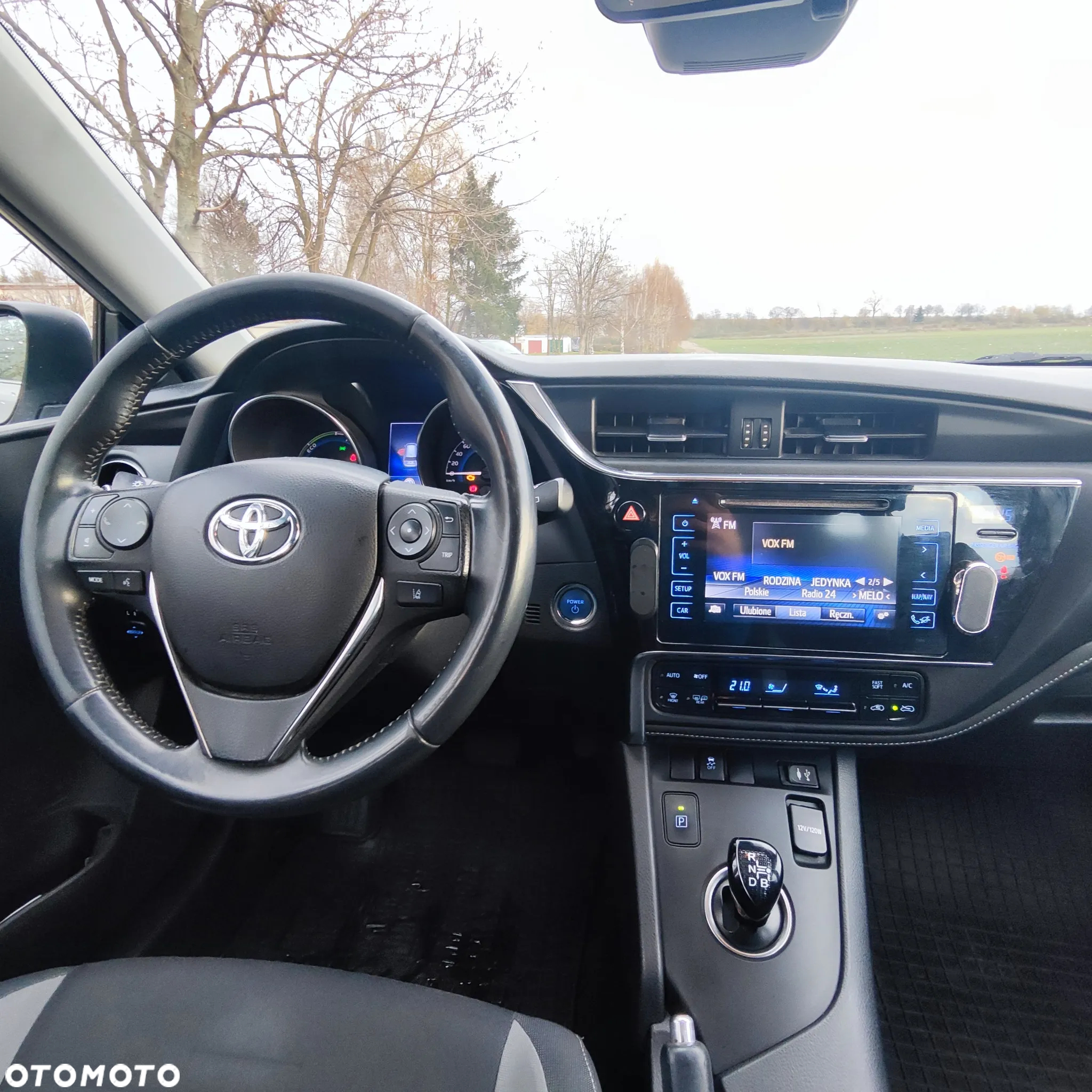 Toyota Auris Hybrid 135 Active - 10