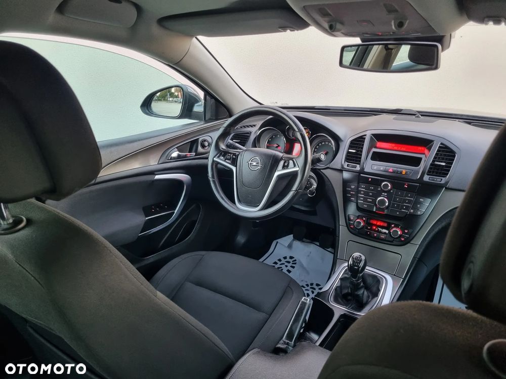 Opel Insignia 1.8 Executive - 5