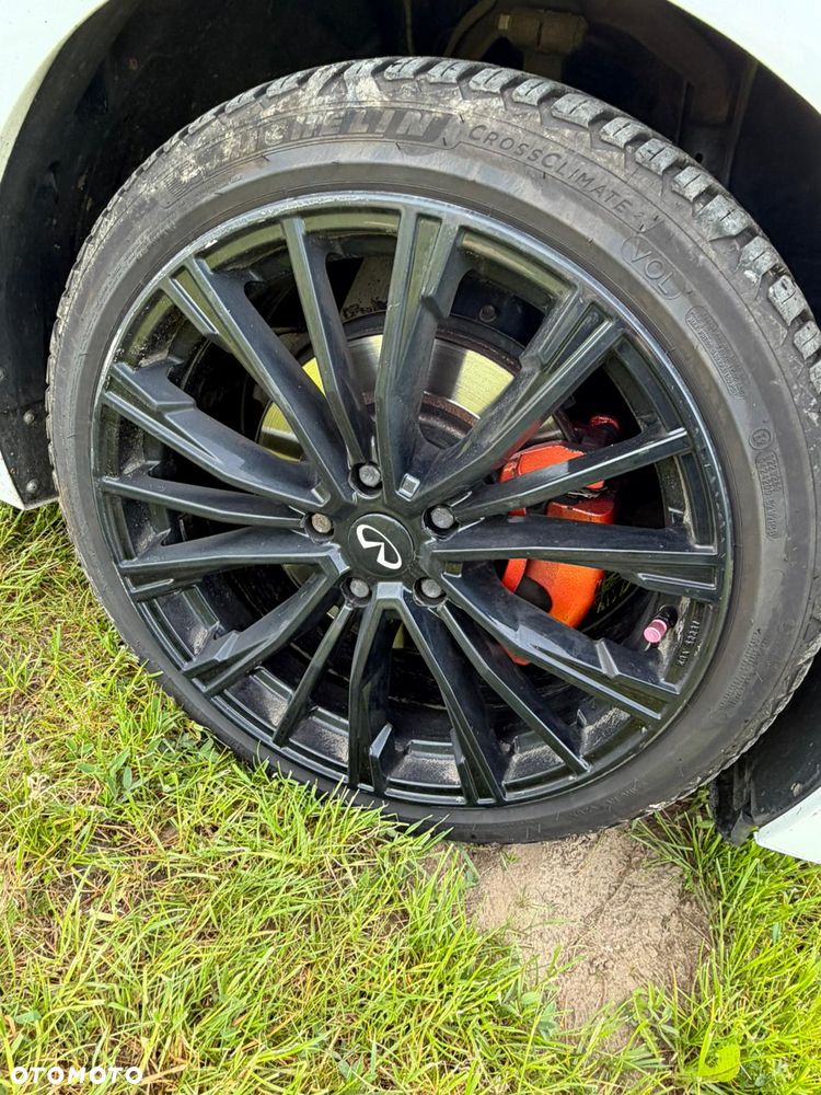 Infiniti Q50 - 8