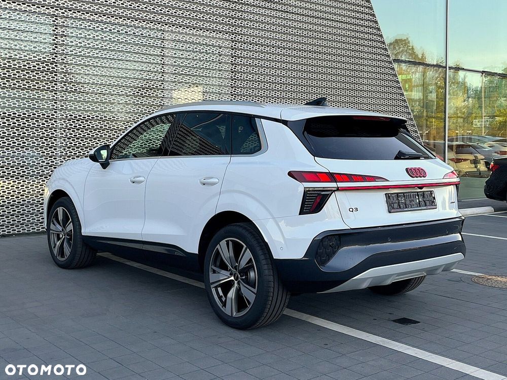 Audi Q3 - 4