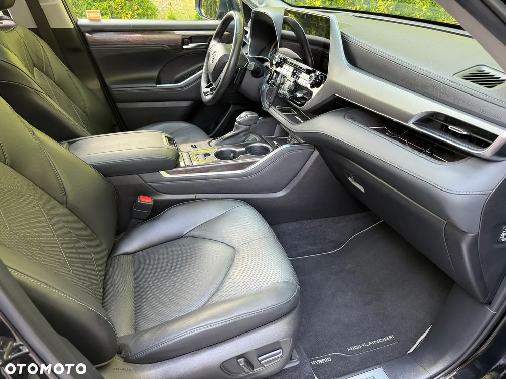 Toyota Highlander 2.5 Hybrid Executive - 16