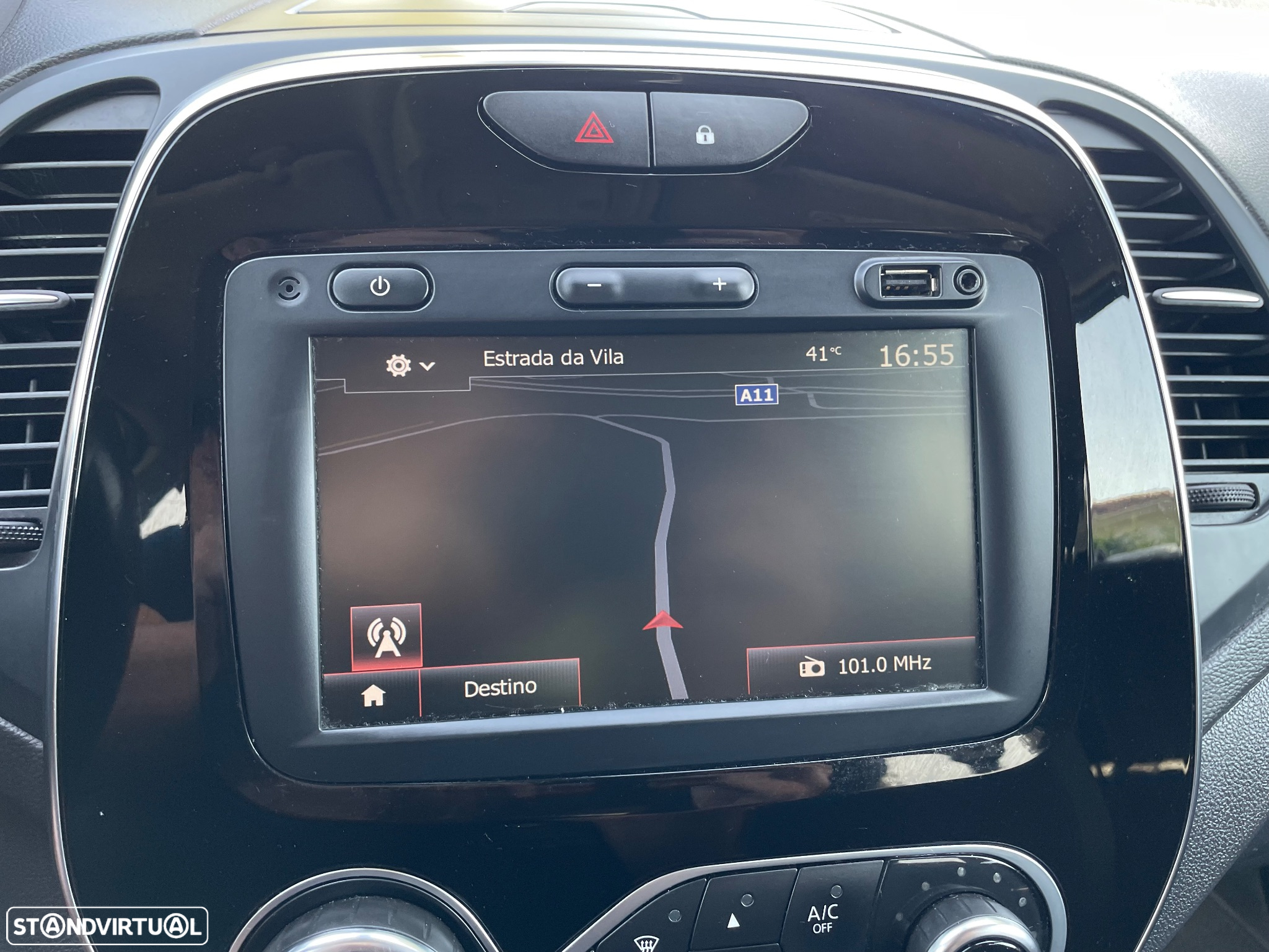 Renault Captur 1.5 dCi Exclusive - 26