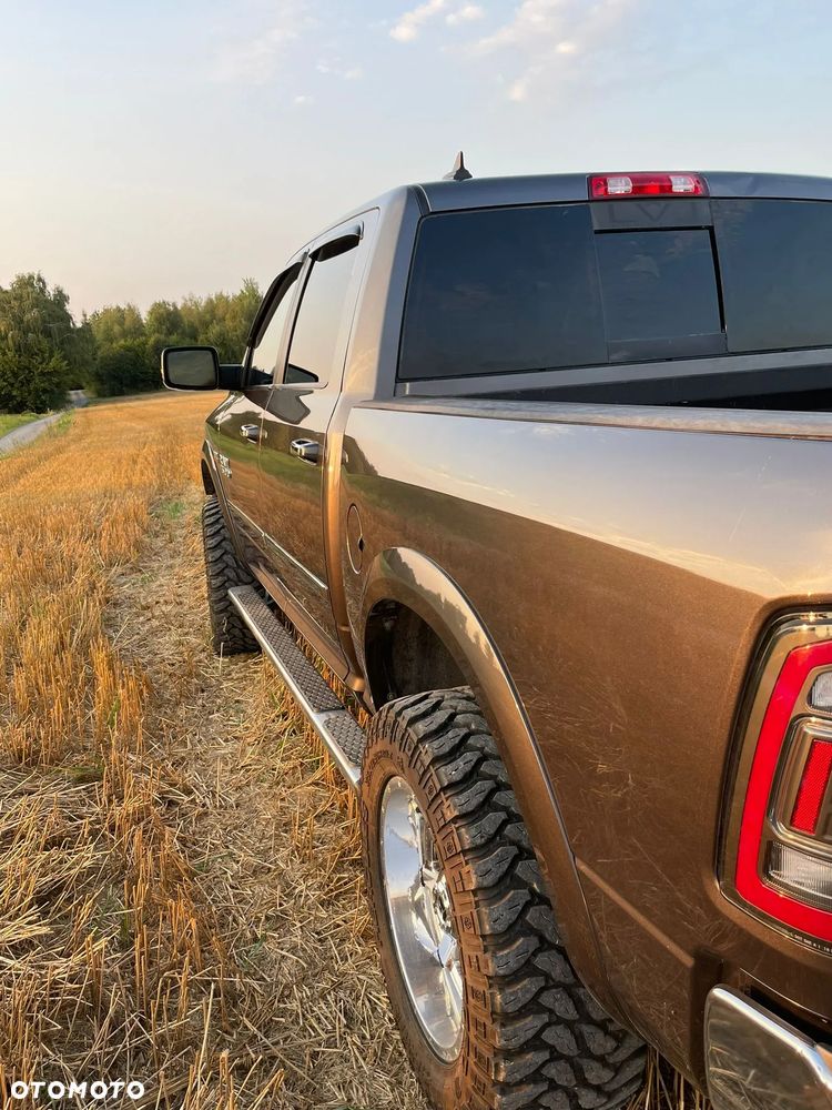 Dodge RAM 1500 5.7 4x4 - 5