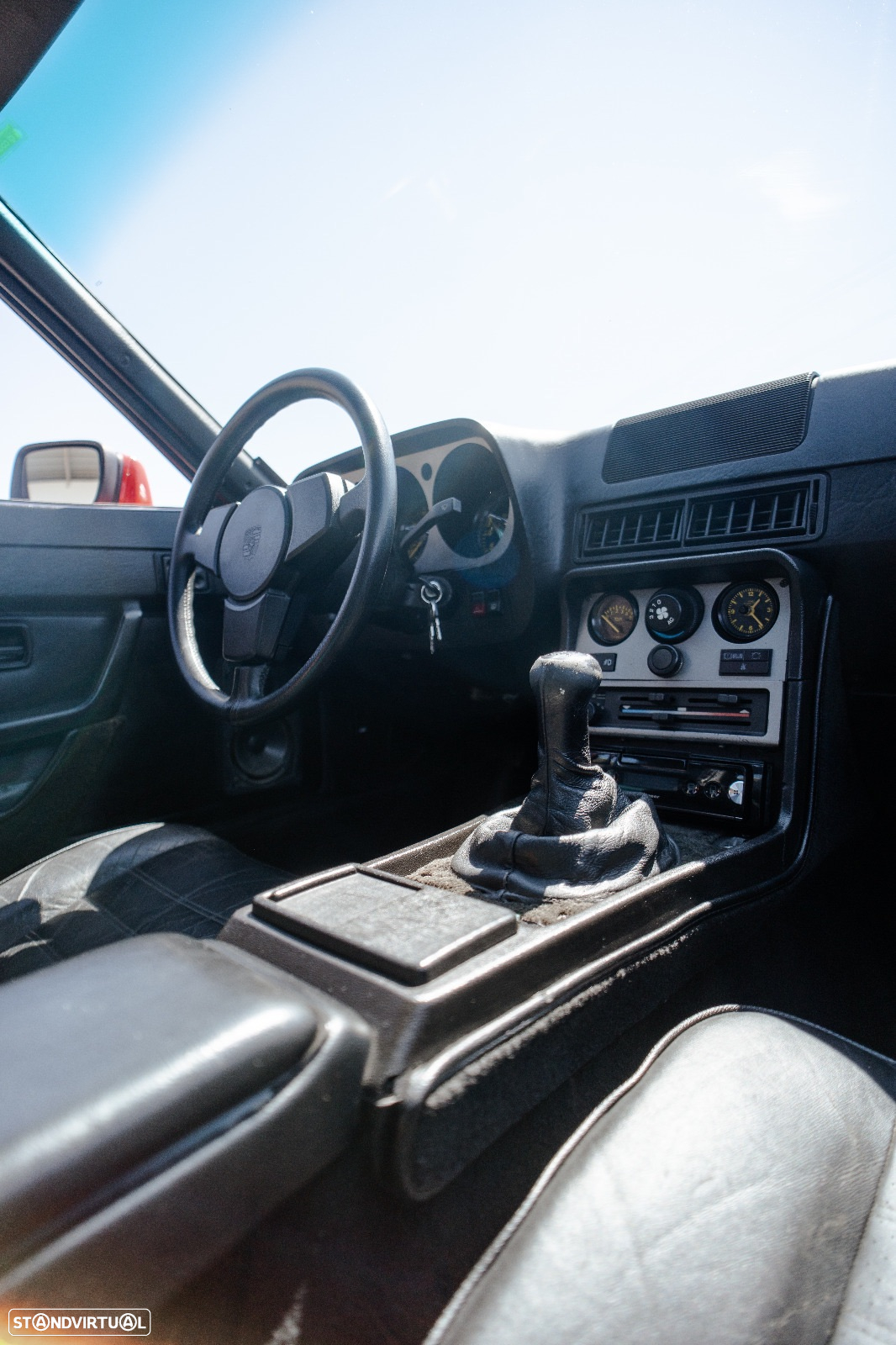 Porsche 944 Standard - 16