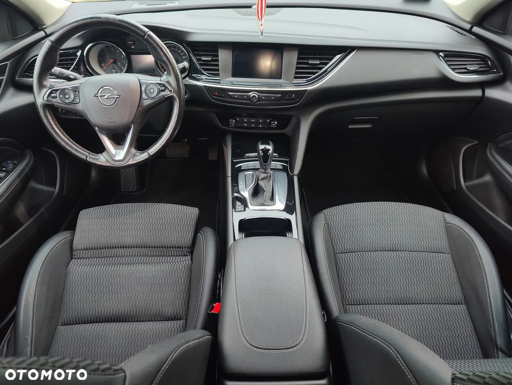 Opel Insignia 1.5 T Innovation S&S - 19