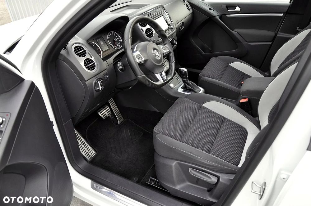 Volkswagen Tiguan 2.0 TDI 4Mot Perfectline R-Style DSG - 10