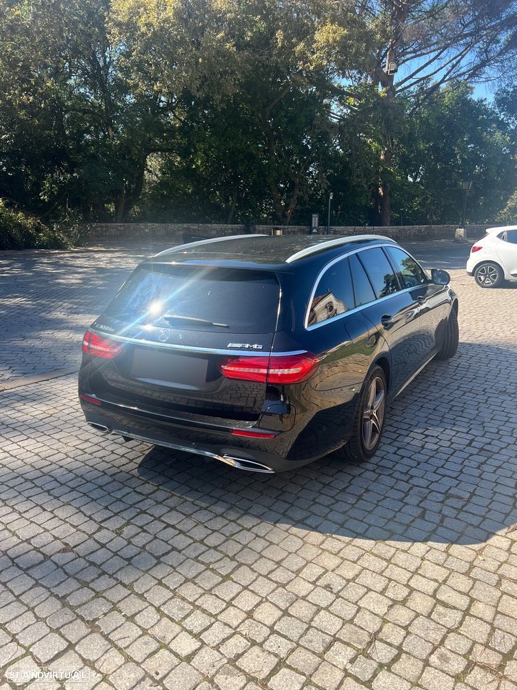 Mercedes-Benz E 300 de AMG Line - 4