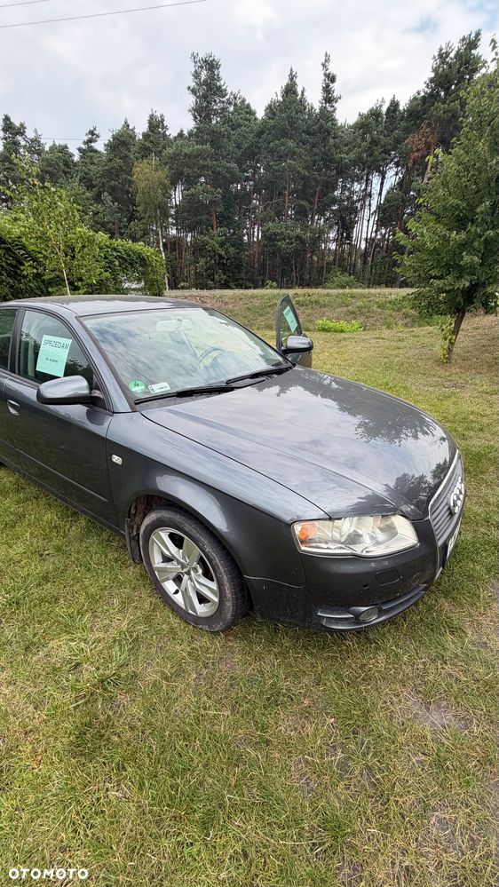Audi A4 Limousine - 2