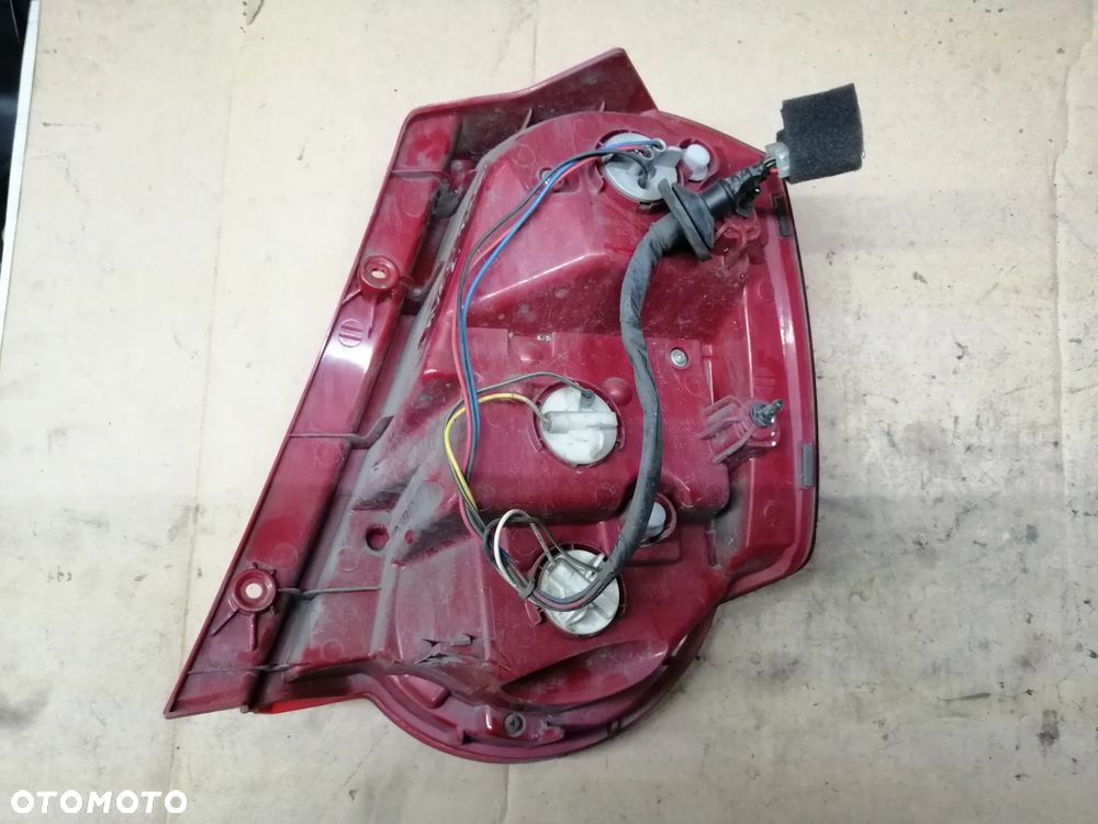 Chevrolet Aveo T250 HB 5D lampy tylne komplet EU - 9