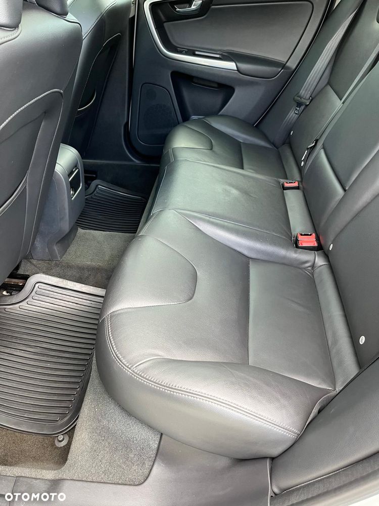 Volvo XC 60 - 9