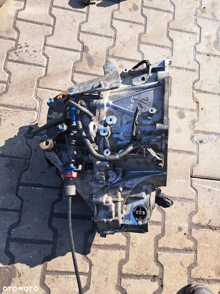 Nissan Qashqai j10 lift skrzynia biegów 1.6 diesel Juke I lift - 3