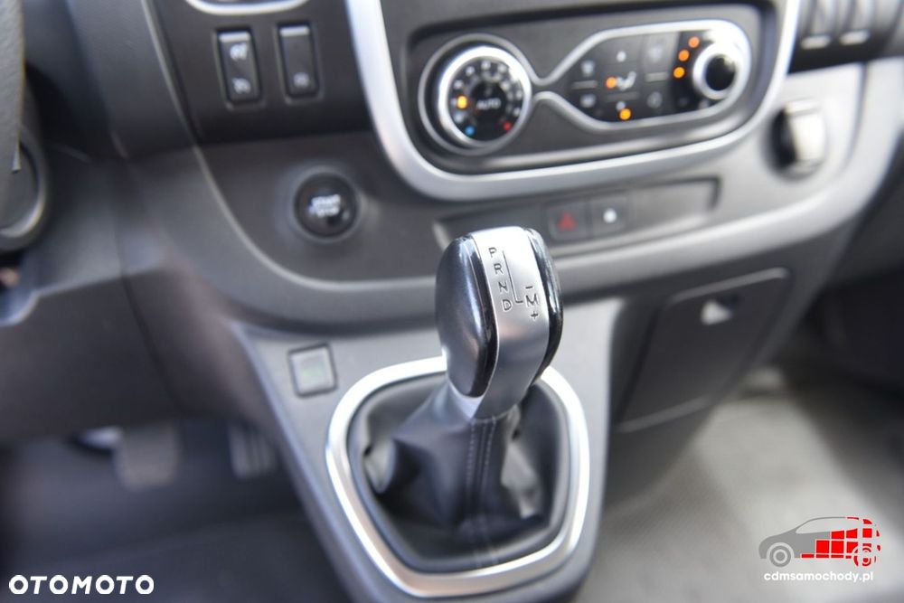 Renault Trafic - 24