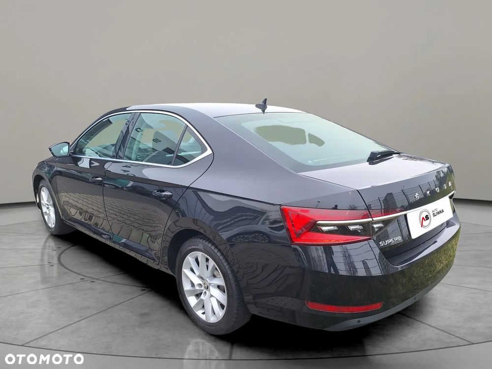 Skoda Superb 2.0 TSI Ambition DSG - 4