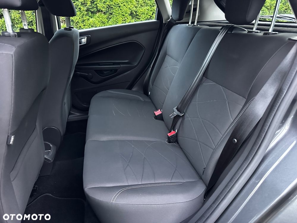 Ford Fiesta 1.25 Silver X (Ambiente) - 21