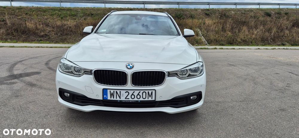 BMW Seria 3 330i Advantage - 3