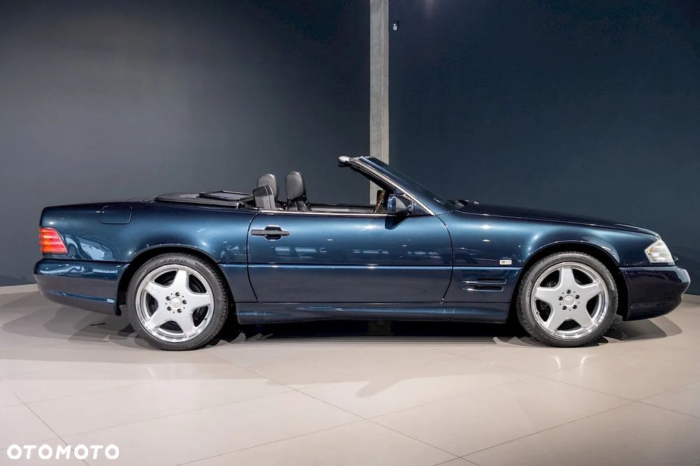 Mercedes-Benz SL - 10