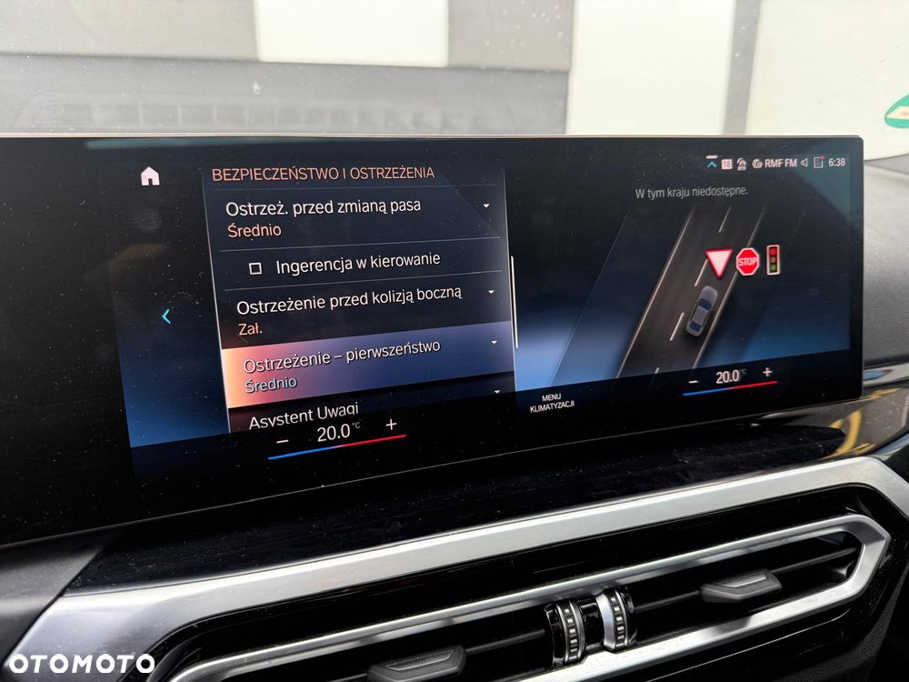 BMW Seria 3 320d xDrive - 36