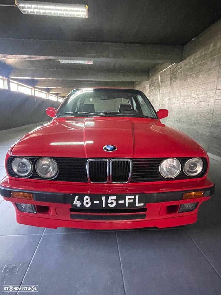 BMW 318 iS - 3