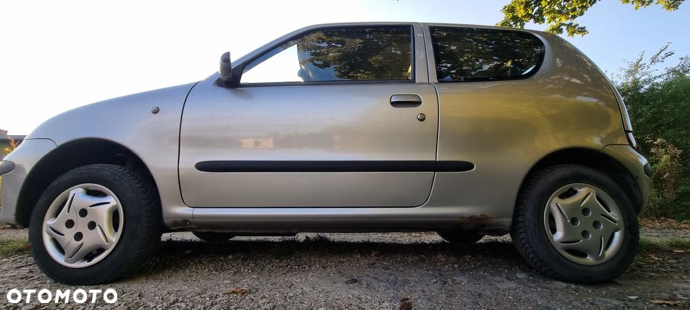 Fiat Seicento 2003 photo 2