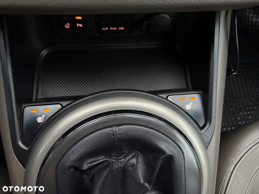 Kia Sportage 1.7 CRDI XL 2WD - 25