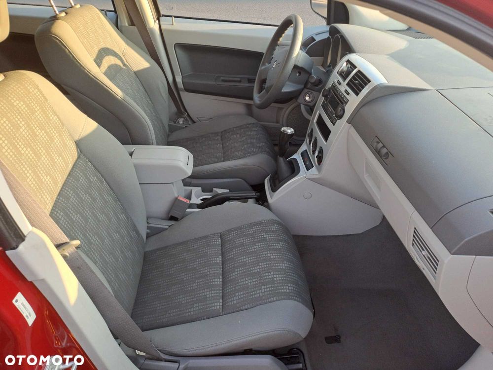 Dodge Caliber - 3