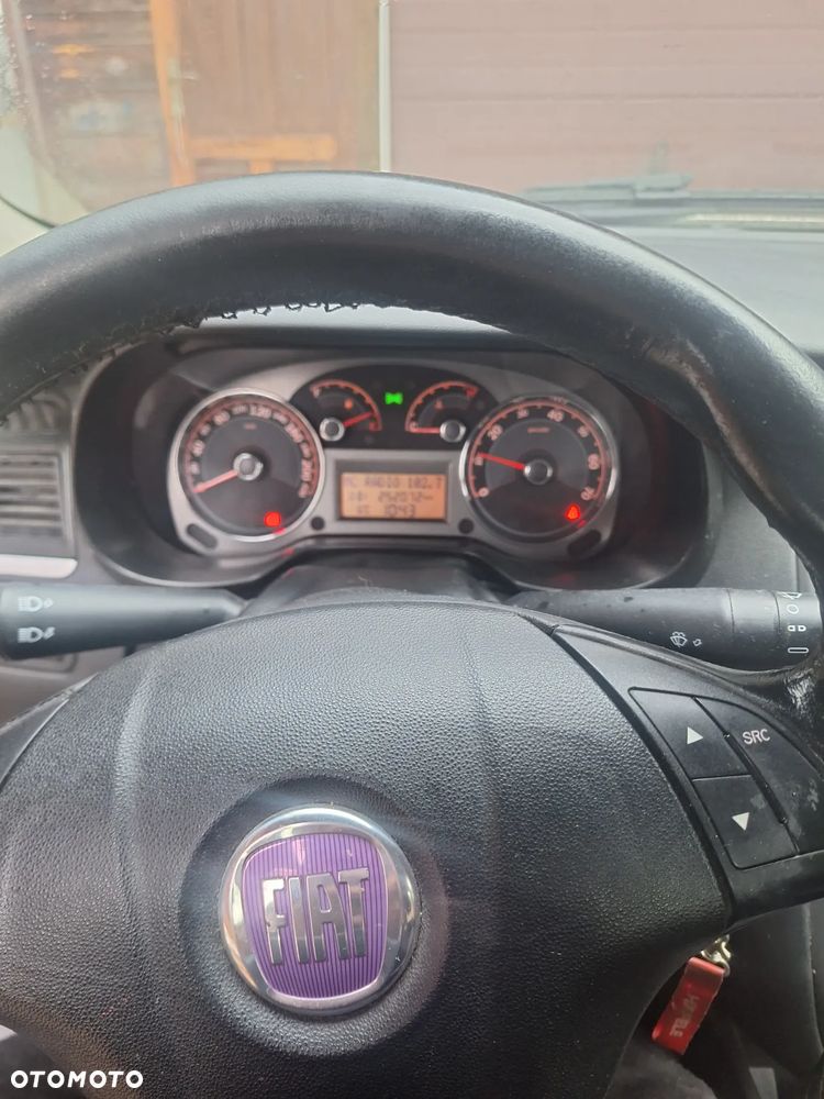 Fiat Linea 1.4 Active - 4