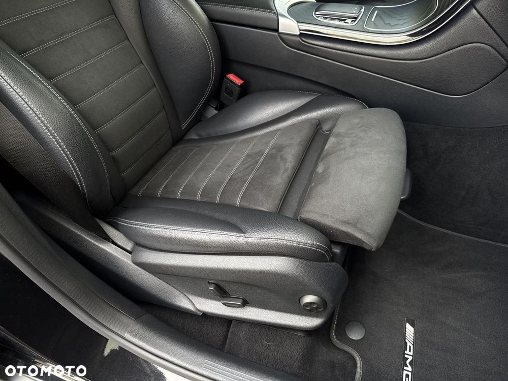Mercedes-Benz GLC - 21