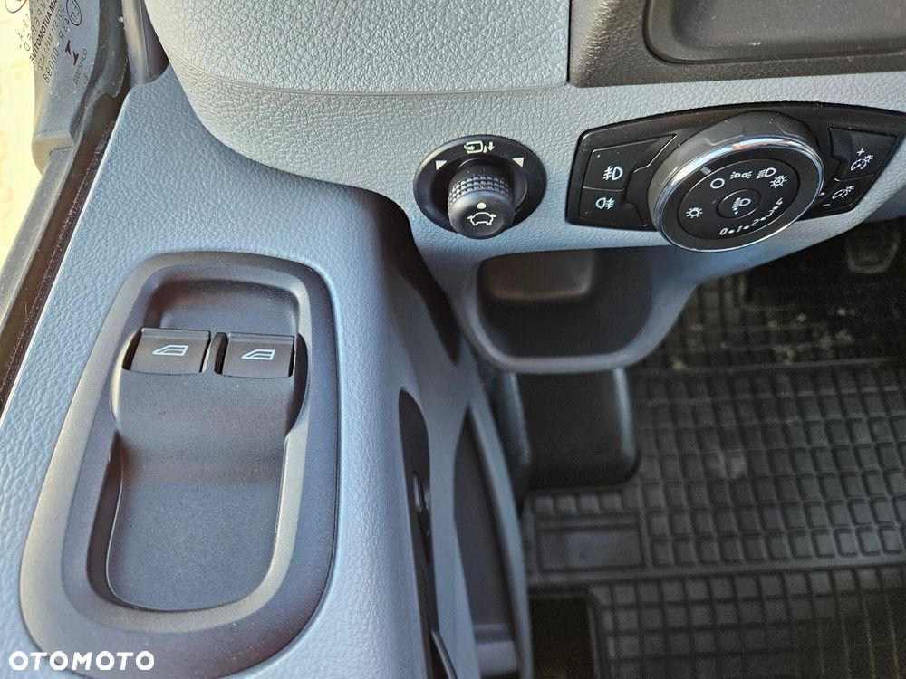 Ford transit L2H2 *49999zł NETTO* 2,0TdCi/131KM - 18