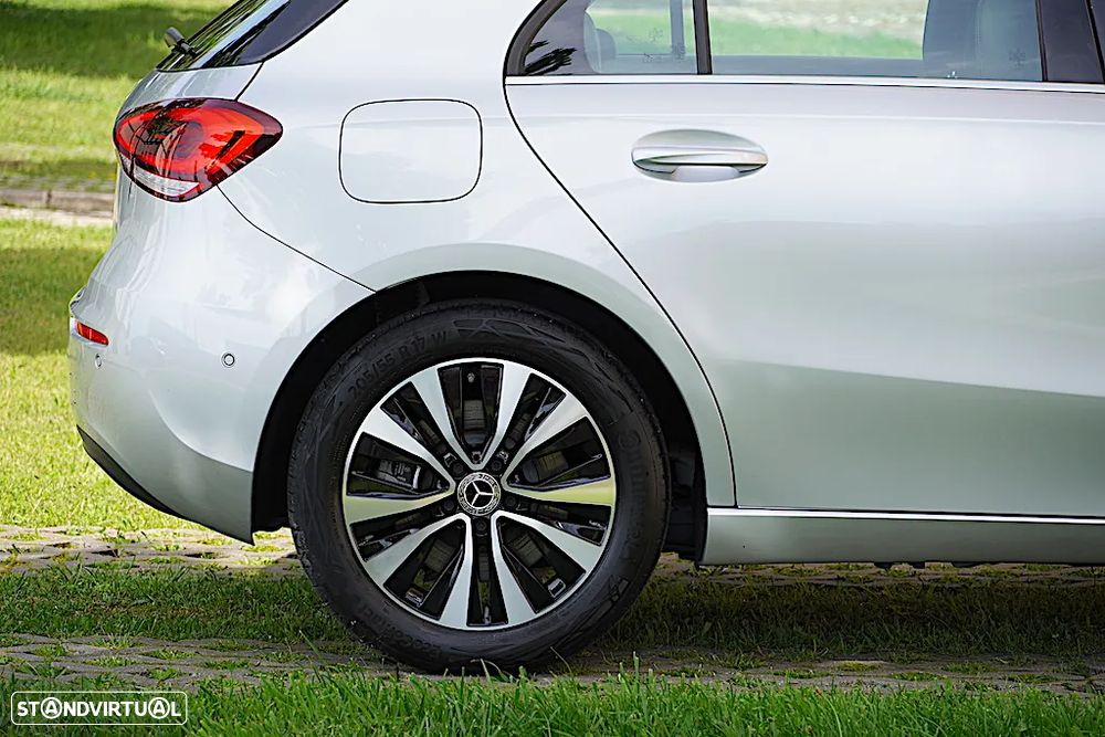 Mercedes-Benz A 250 e Style Plus - 12