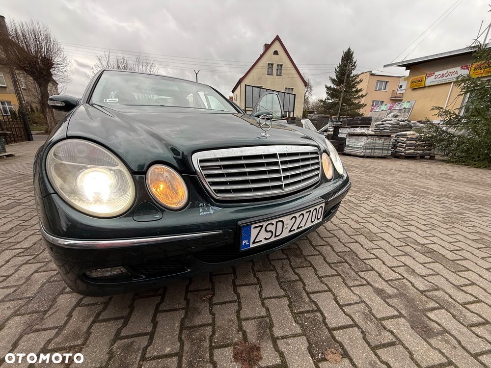 Mercedes-Benz Klasa E 220 CDI Elegance DPF - 33