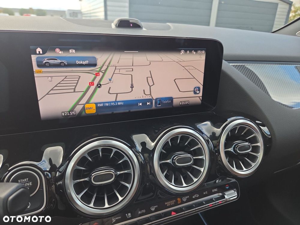 Mercedes-Benz GLA 200 AMG Line - 17