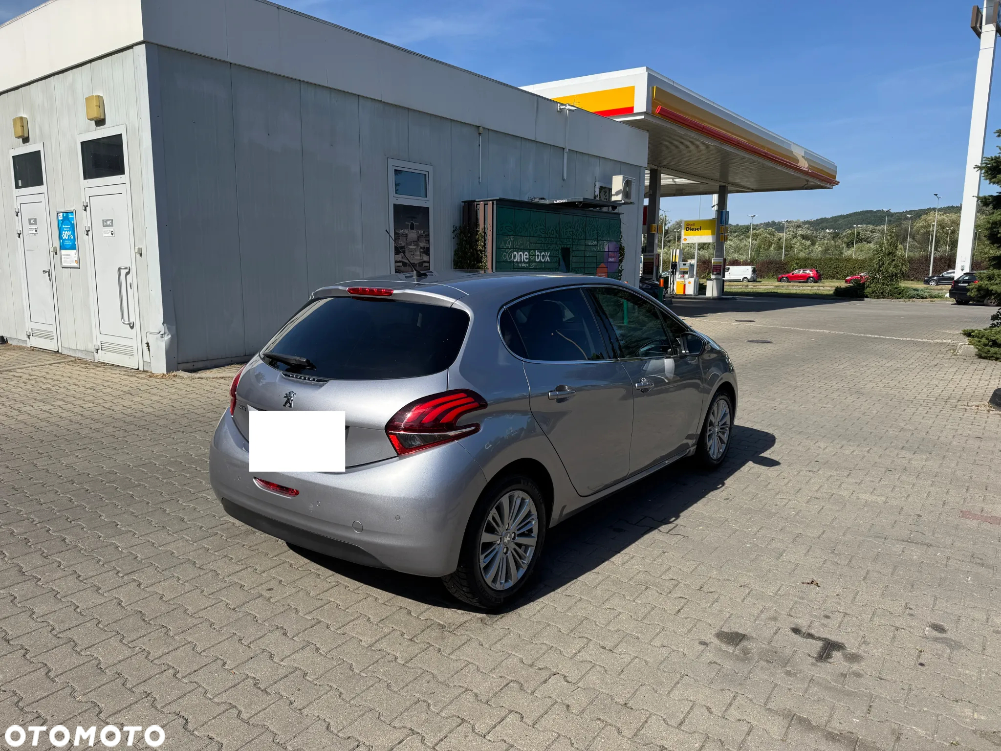 Peugeot 208 1.2 PureTech Allure - 5