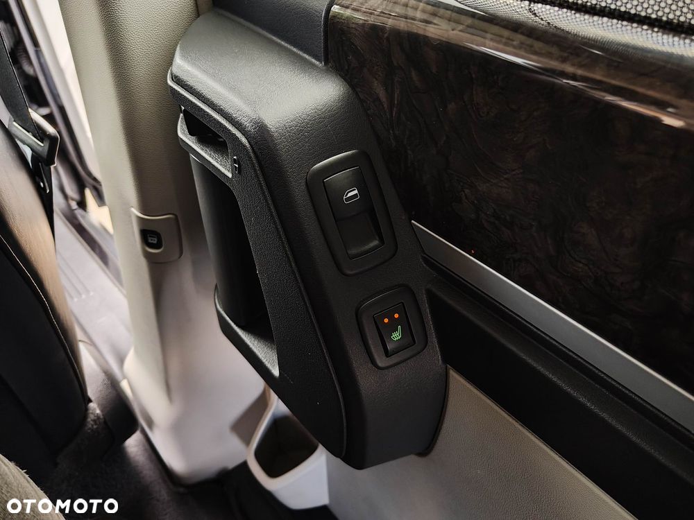 Chrysler Grand Voyager - 33