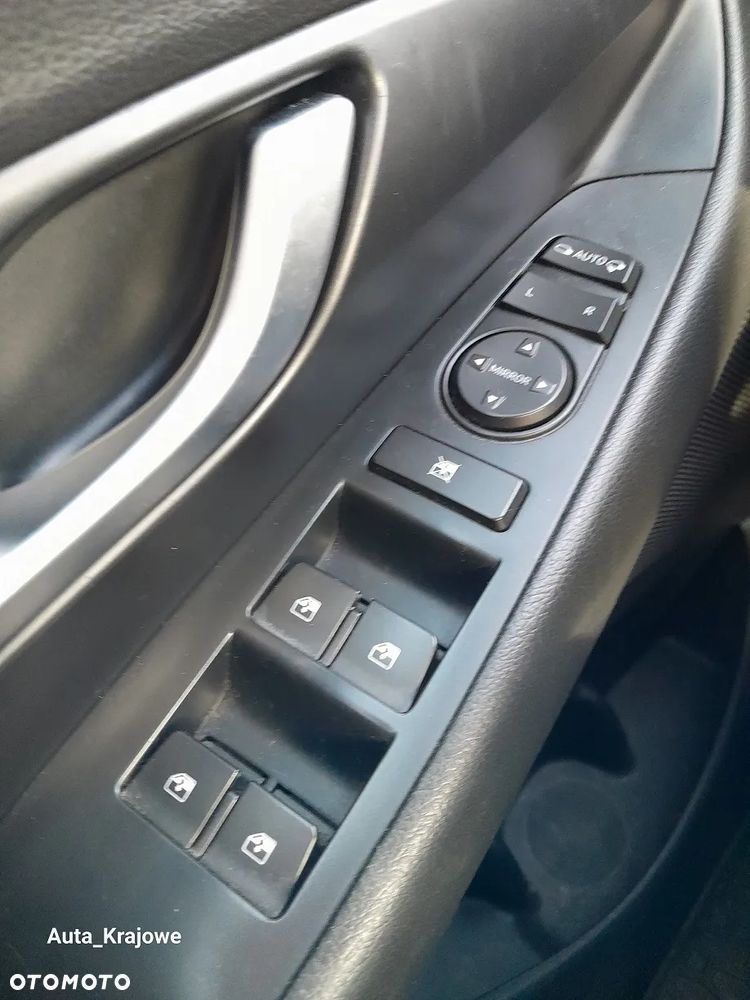 Hyundai i30 1.5 DPI Smart - 23