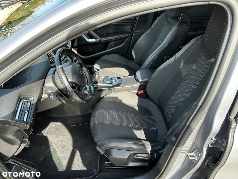 Peugeot 308 - 21