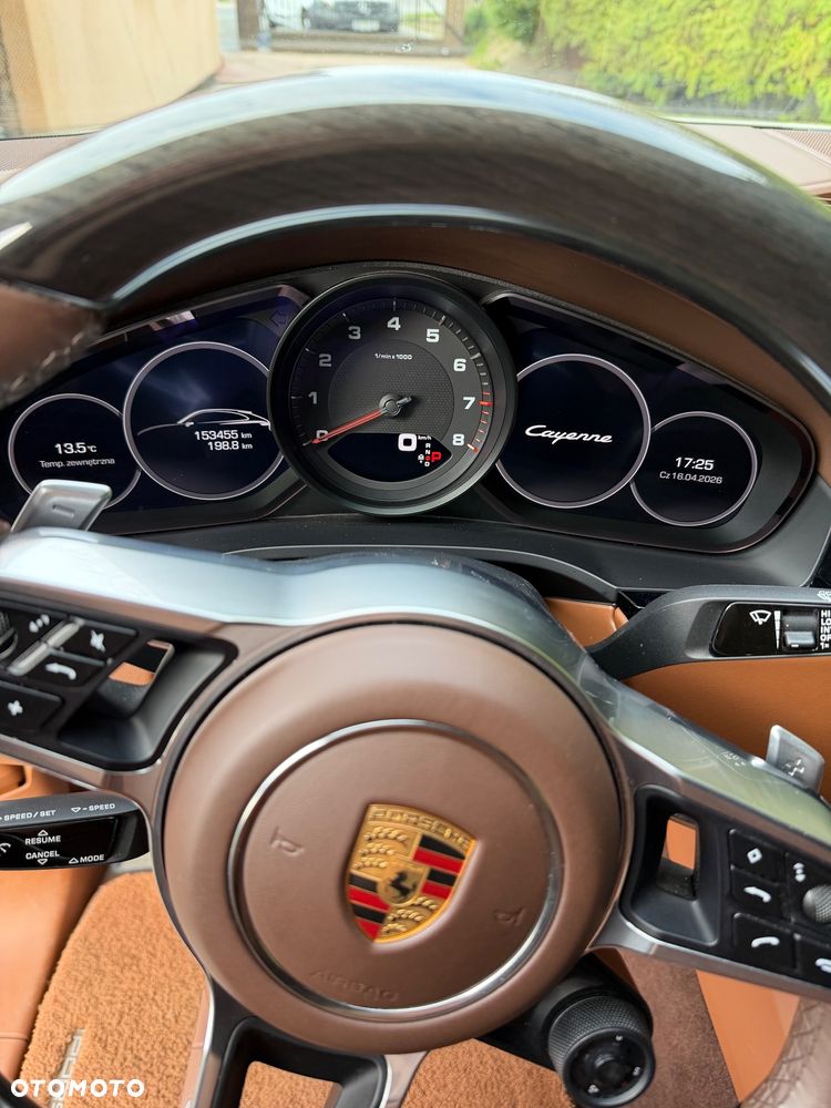 Porsche Cayenne Standard - 9