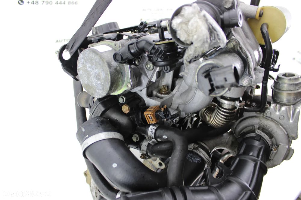 Renault Silnik 1.9DCI F9K - 14