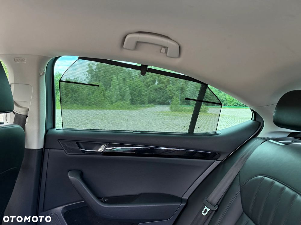 Skoda Superb 2.0 TDI L&K DSG - 13