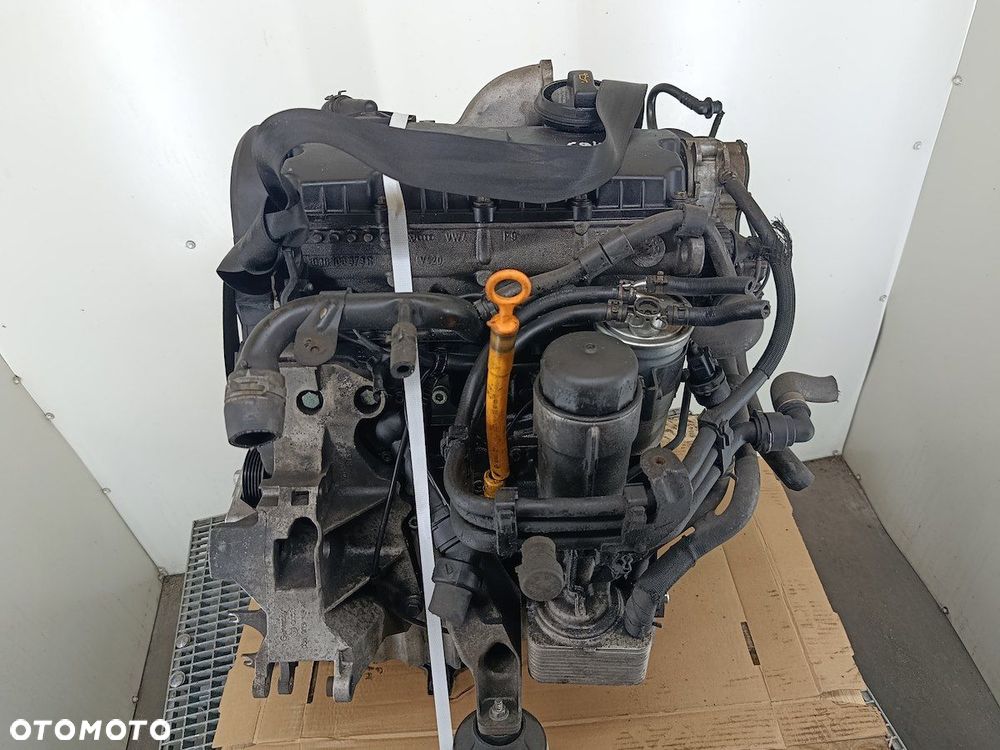 SILNIK VW PASSAT B5 FL AWX 1.9 TDI - 1
